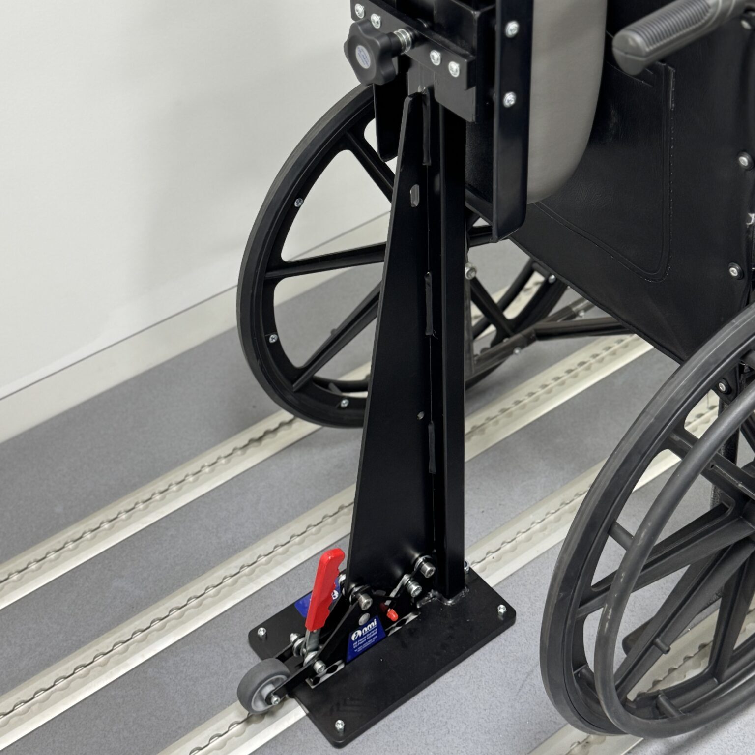 Straight Back with Single Millennium Fitting - Image 6