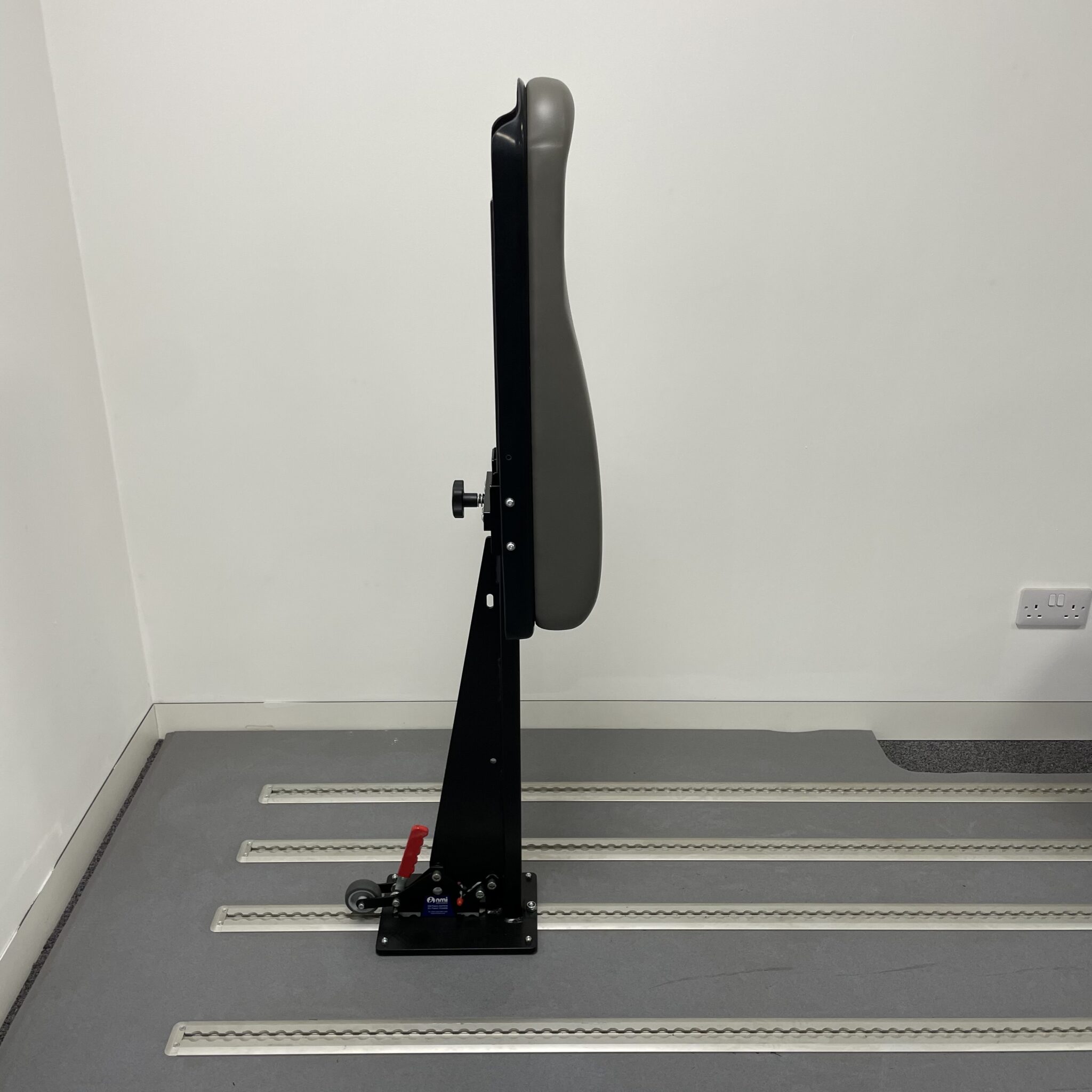 Straight Back with Single Millennium Fitting - Image 3